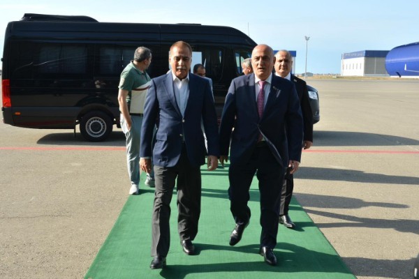 Sərdar Ayaz Sadiq Azərbaycana gəldi -FOTOLAR